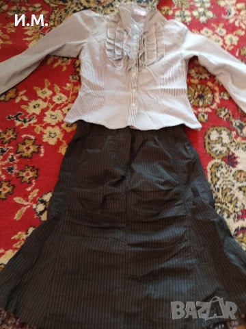 Красива черна пола