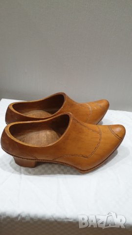 Стари дървени холандски ръчно изработени обувки с токче, снимка 2 - Антикварни и старинни предмети - 43244939