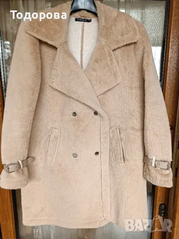 Палто  М, Л, снимка 2 - Палта, манта - 49902622