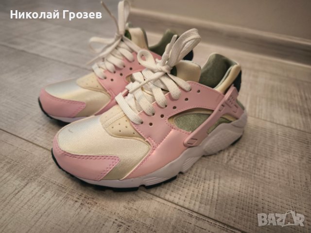 Nike Спортни обувки Huarache с дизайн с цветен блок, снимка 4 - Маратонки - 43996733