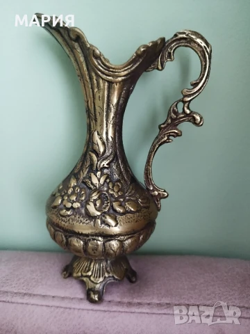Страхотна месингова италианска ваза - кана