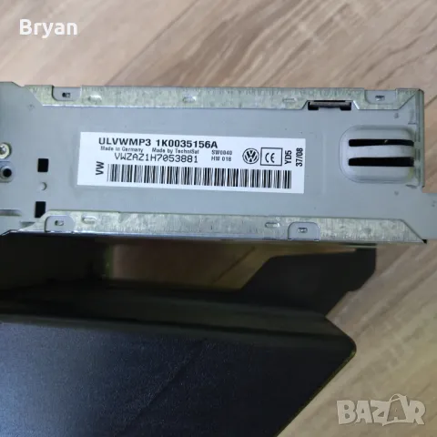 VW Caddy, Golf, Passat, Touran radio cd audio ULVWMP3, снимка 7 - Части - 49088542