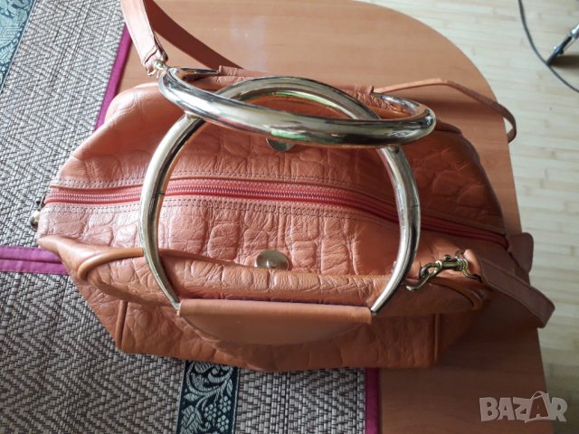 Дамска кожена малка чанта и чехли или поотделно, снимка 5 - Чанти - 28577487