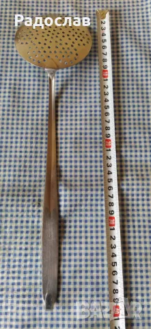 стара голяма решетъчна лъжица Петко Денев, снимка 2 - Прибори за хранене, готвене и сервиране - 47569334