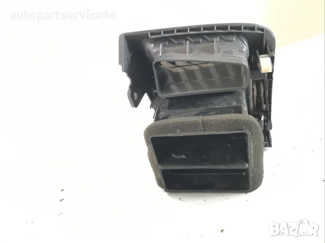 Преден десен въздуховод за KIA Cerato 1.5 CRDi (2004), снимка 2 - Части - 53246626