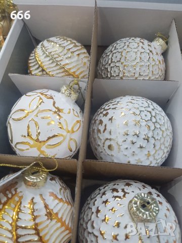 Коледни топки, снимка 2 - Декорация за дома - 43193895