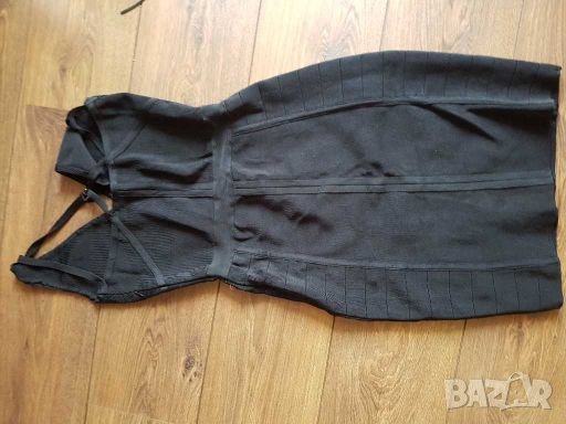 Guess бандаж рокля, снимка 7 - Рокли - 28032485