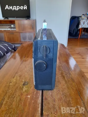 Старо радио,радиоприемник ВЕФ,VEF 221 #2, снимка 6 - Антикварни и старинни предмети - 49842302