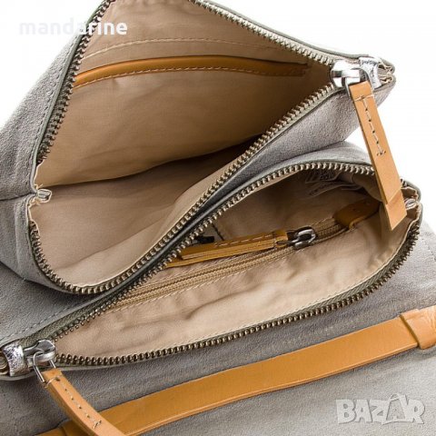 ПРОМО 🍊 CLARKS 🍊 Малка дамска чанта от ест. кожа и велур с метален ефект нова с етикети, снимка 3 - Чанти - 28336504
