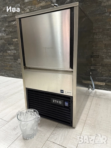 Професионален ледогенератор, снимка 2 - Обзавеждане за заведение - 52590053