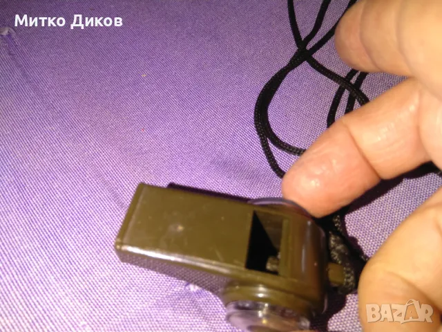 Свирка за оцеляване с термометър и компас нова, снимка 5 - Екипировка - 47308010