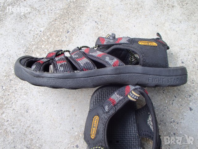 Продавам нови дамски леки сандали с бомбе отпред за удар в камък Fight star, снимка 2 - Сандали - 33429069