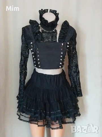 М Готически черен корсет с шипове и пола 