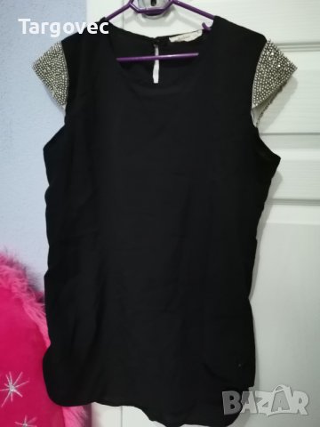 Дамска черна блузка , снимка 2 - Тениски - 40495213