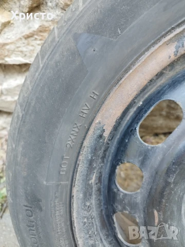 Продавам гуми с джанти за Мазда., снимка 3 - Гуми и джанти - 50859930