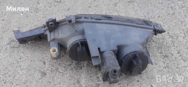 Десен Фар За LanchiaYpsilon. 1996-2000 Година. Ланчия Ипсилон. Десен Фар Със Дефекти., снимка 6 - Части - 36759993