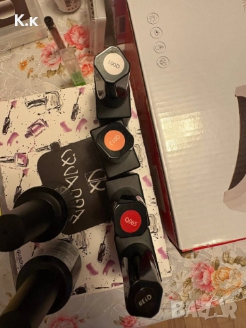 Продавам комплект за маникюр, снимка 4 - Продукти за маникюр - 52862520