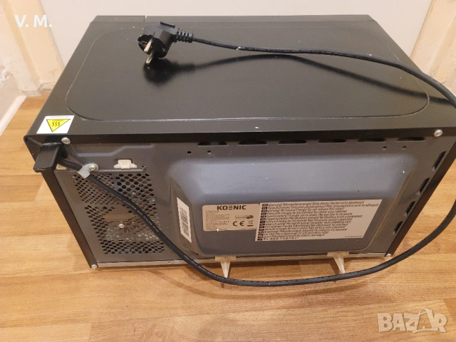 Микровълнова Koenic KMW 1221 B (700W) от Германия, снимка 2 - Микровълнови - 53052817