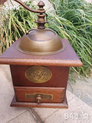 Старинни мелничики за кафе , снимка 4 - Колекции - 40228551