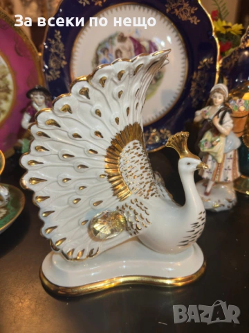 Capodimonte Italy Circa 1980 Porcelain Peacock Figurine W/ Colorful Crystal Accents Паунът Код P1848, снимка 9 - Декорация за дома - 53015053