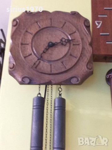 Немски дърворезбован стенен часовник, снимка 1 - Стенни часовници - 32995640