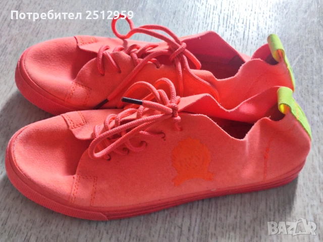 Дамски спортни обувки , снимка 3 - Кецове - 53297552