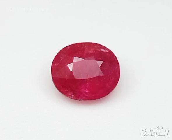 Очарователен ненагряван рубин в прелестно червен цвят 1.36кт.! Сертифициран! Нов!, снимка 11 - Други - 50761716