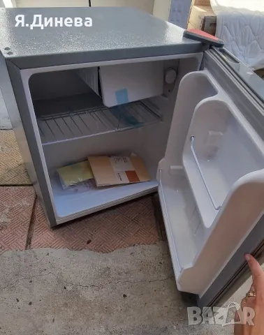 Хладилник Klarstein 46L за части, снимка 2 - Хладилници - 47420639