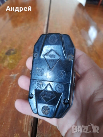 Стар щепселен контакт,конектор за радиостанция, снимка 2 - Други ценни предмети - 53099322