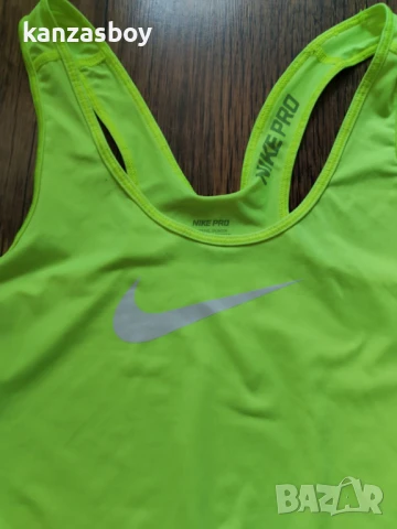 Nike Pro - страхотен дамски потник S, снимка 2 - Потници - 51105750