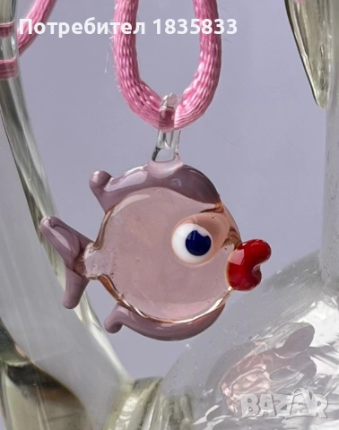 Медальон цветно стъкло