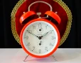 Механичен настолен часовник будилник Kienzle , снимка 2