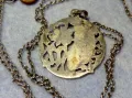 СТАРИНЕН ФЛОРАЛЕН СРЕБЪРЕН МЕДАЛЬОН с БУКВА Д със СРЕБЪРНА ВЕРИЖКА СРЕБРО 950 ЗАКОПЧАЛКА БРОНЗ 30012, снимка 5