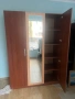 Продавам гардероб с три врати., снимка 3