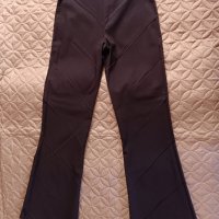 Дамски черен панталон, снимка 1 - Панталони - 43614168