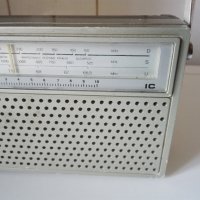  Старо радио UNITRA alicija r 202., снимка 4 - Антикварни и старинни предмети - 34688876