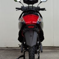 	Електрически скутер с елегантен дизайн модел ZG-S-2000W в черен цвят, снимка 7 - Мотоциклети и мототехника - 43966605