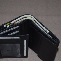 Bodenschatz Sierra BZ 8-460 SE черен вертикален портфейл до 11 карти, снимка 6 - Портфейли, портмонета - 32742975