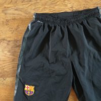 nike fc barcelona - страхотни юношески шорти , снимка 2 - Детски къси панталони - 36732466