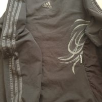 Адидас блуза , снимка 1 - Спортни дрехи, екипи - 37362425