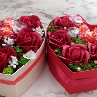 Кутии и чантичички с рози и бонбони, снимка 3 - Декорация за дома - 43988425