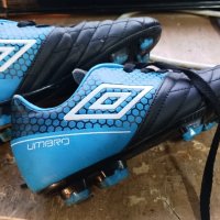 бутонки UMBRO , снимка 2 - Спортни обувки - 42999757