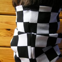 вратовръзка шахматна шарка ,кафе рейсър,шахматени лепенки, снимка 5 - Фен артикули - 22583101