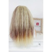 Дълга къдрава перука в русо с кестеняви кичури Гуен, снимка 3 - Аксесоари за коса - 35571028