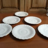 Български костен порцелан чинии чинийки, снимка 1 - Антикварни и старинни предмети - 36835026