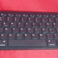 Блутут клавиатура / Bluetooth keyboard, снимка 2 - Клавиатури и мишки - 40767867