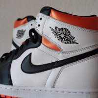 Nike Air Jordan 1 High Electro Orange White Нови Оригинални Обувки Размер 42 Номер Мъжки Кецове, снимка 5 - Кецове - 39233190