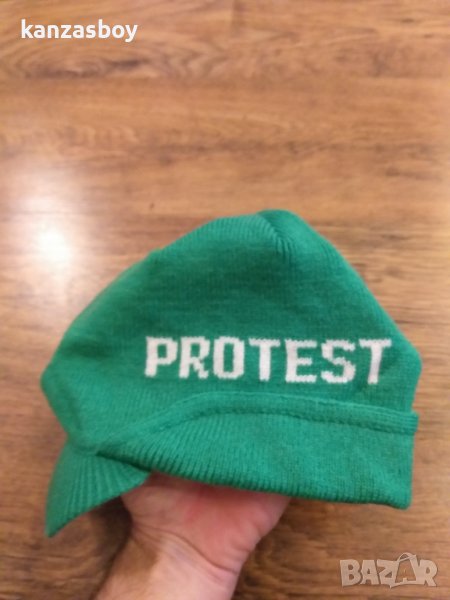 protest - страхотна зимна шапка КАТО НОВА, снимка 1