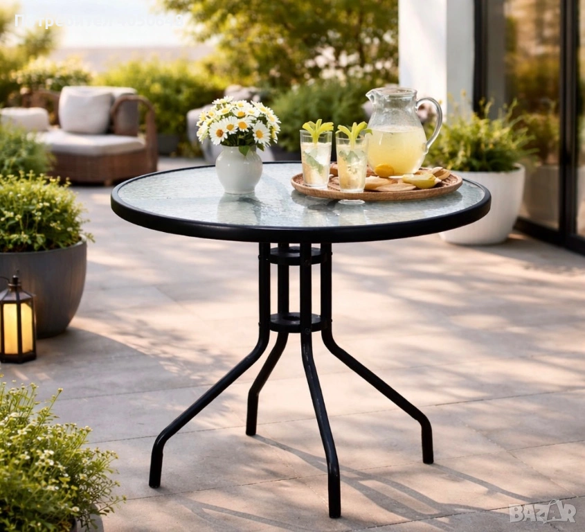 Минимализъм и стабилност в едно – стилна масичка за кафе на открито, снимка 1