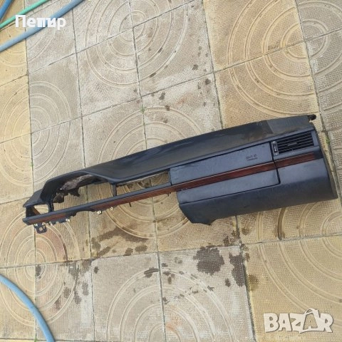 Табло за Мерцедес 124 с аербег, снимка 1